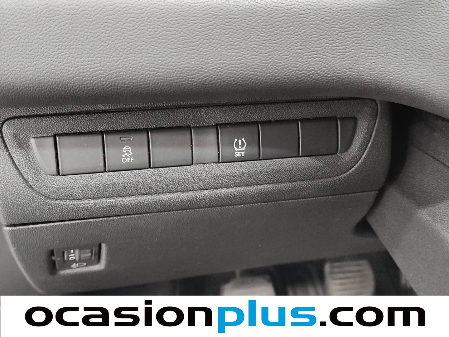 Equipamiento del Peugeot 208 Peugeot 208 1.2 PureTech Style (82 CV)