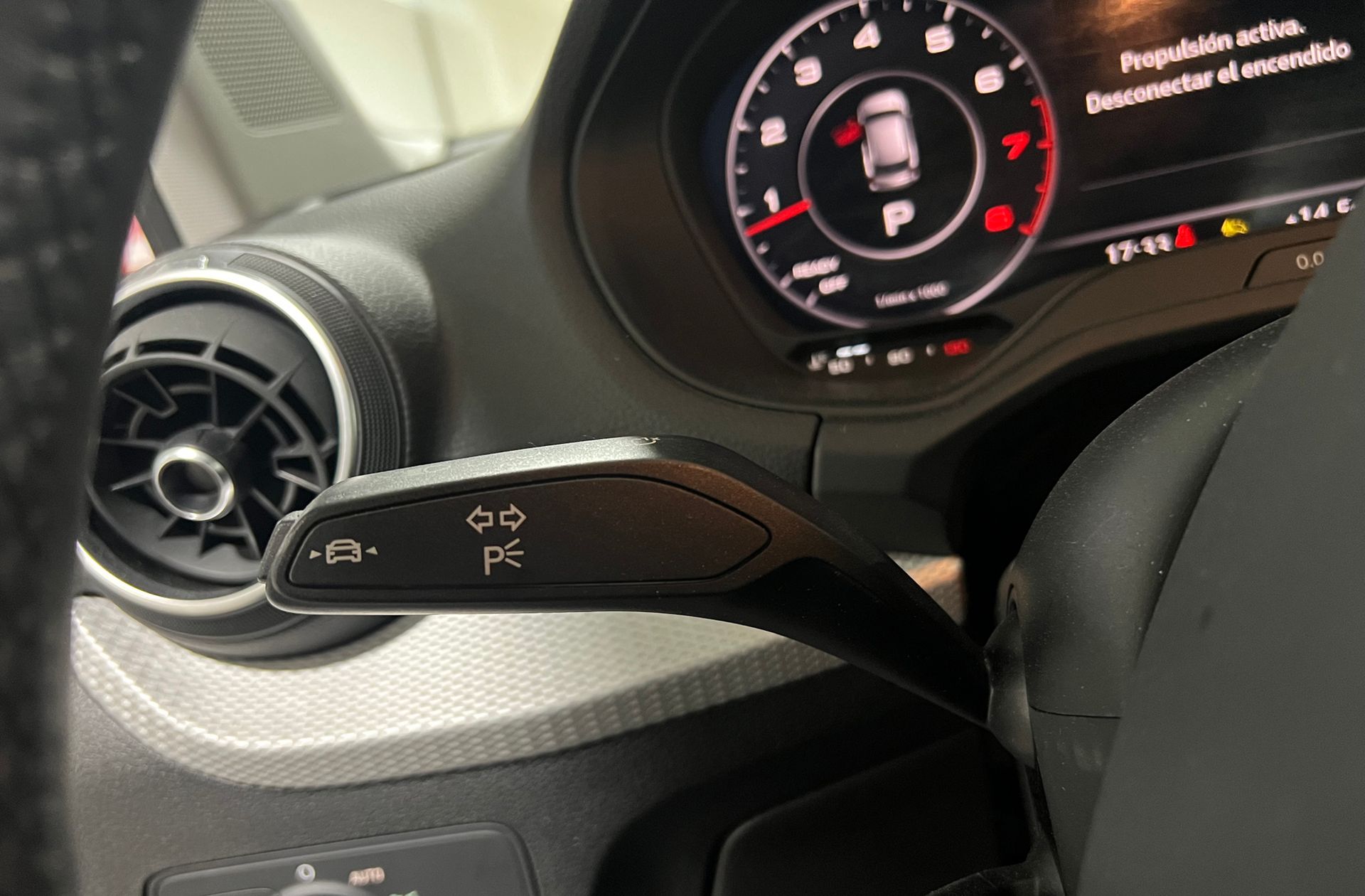 Audi Q2 Advanced 35 TFSI S tronic - foto 24