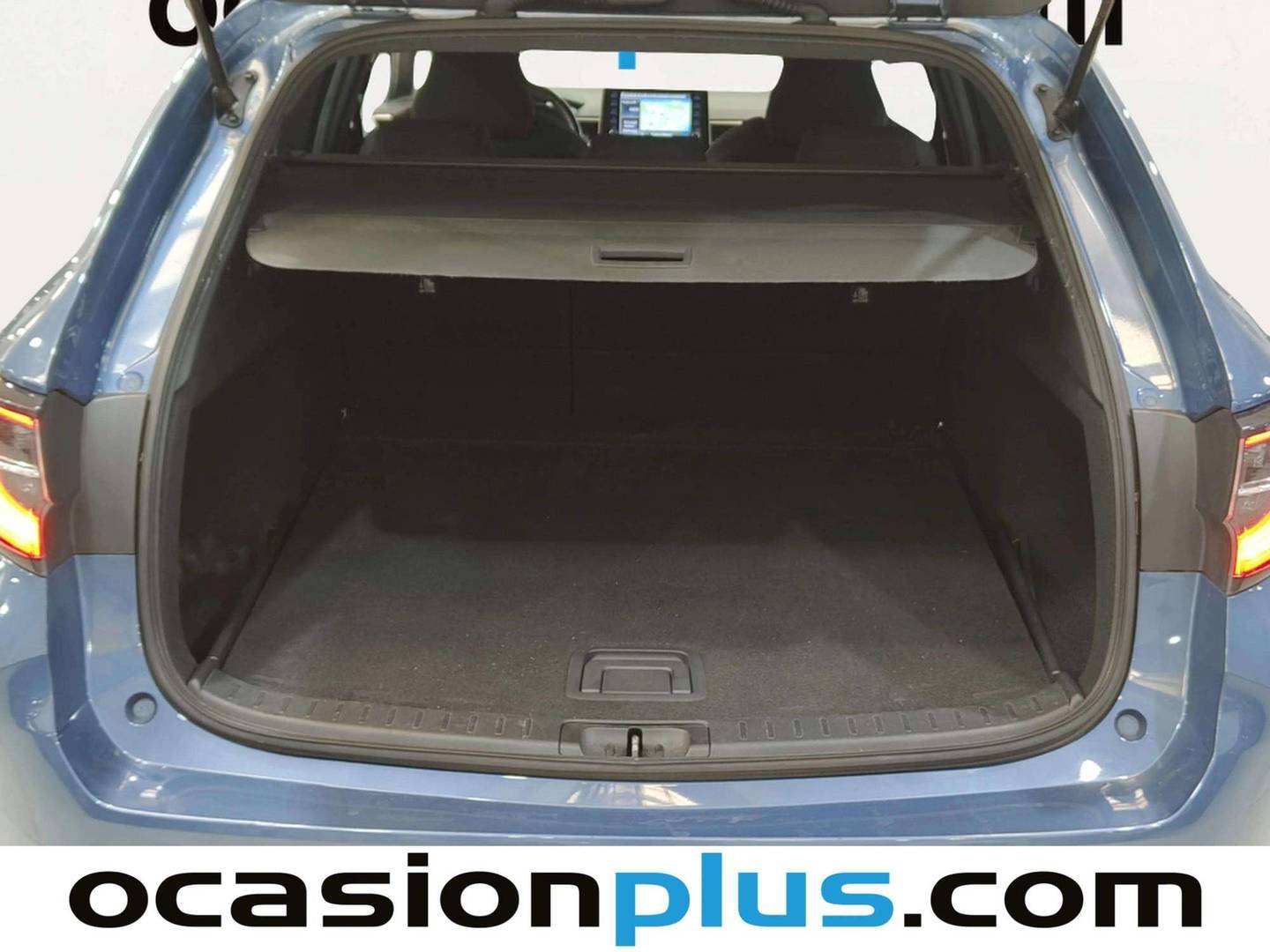 Fotos maletero Toyota Corolla Toyota Corolla 125H Active Tech E-CVT (122 CV)