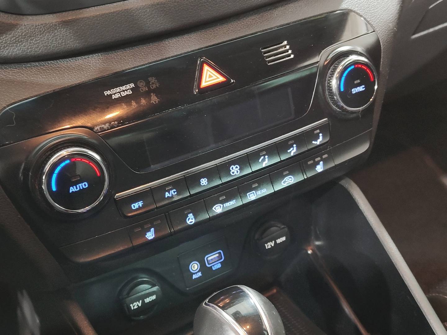 Foto Hyundai Tucson Hyundai Tucson 1.7 CRDI BlueDrive Kosmo 4x2 DCT (141 CV)