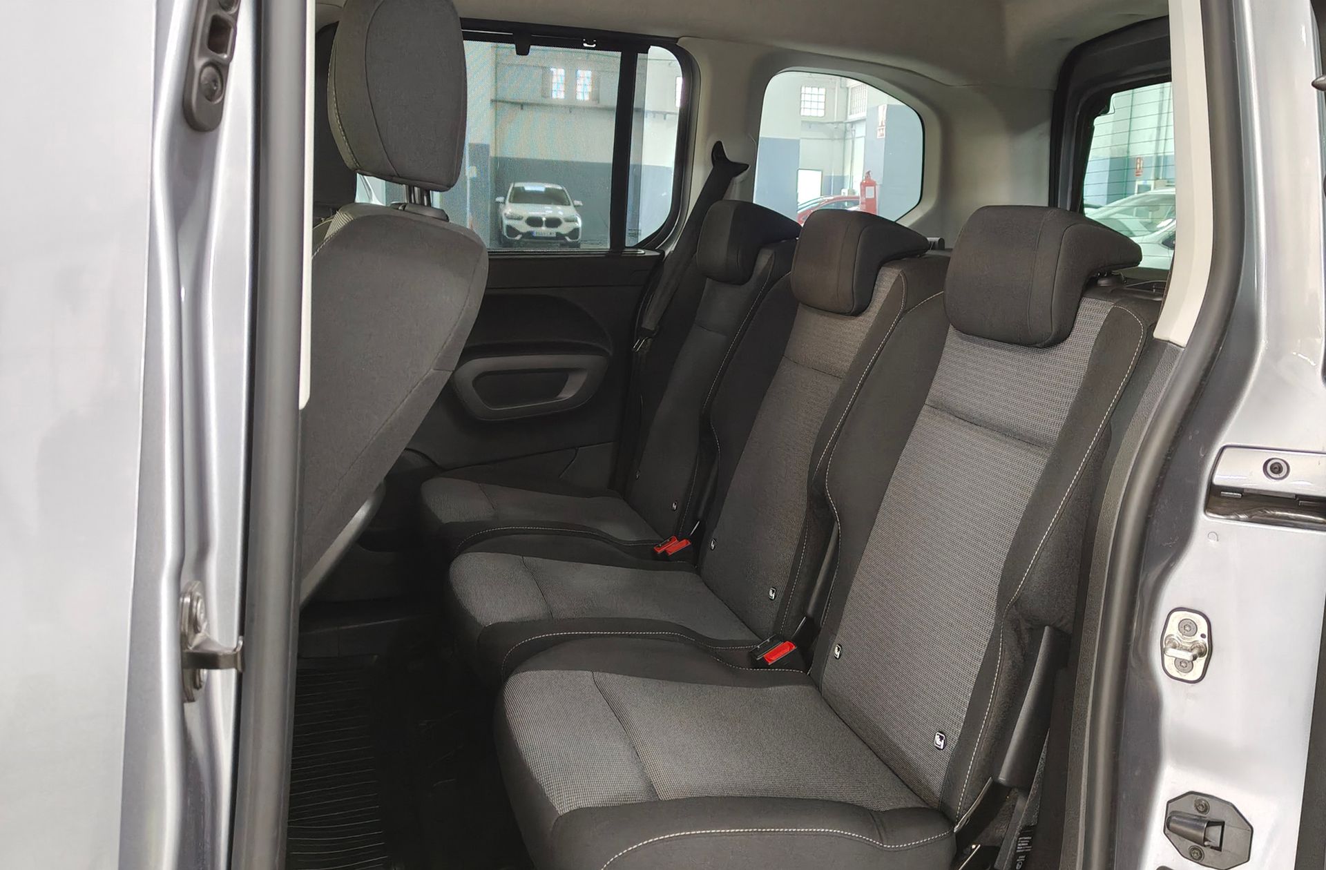 Toyota Proace City 1.5D Family Active L1 - foto 11