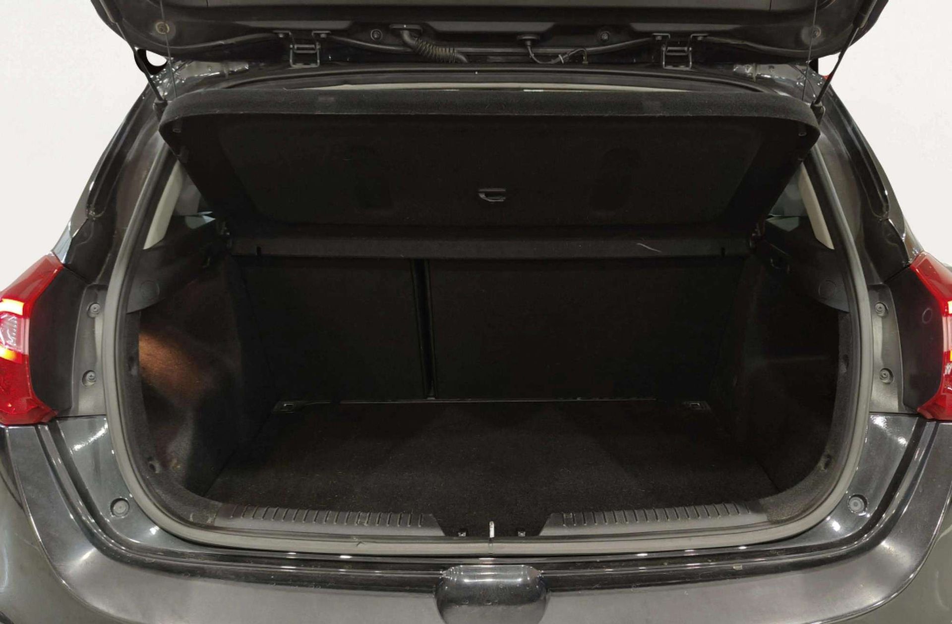 Kia Ceed 1.6 CRDi VGT x-Tech16 Eco-Dynamics - foto 13