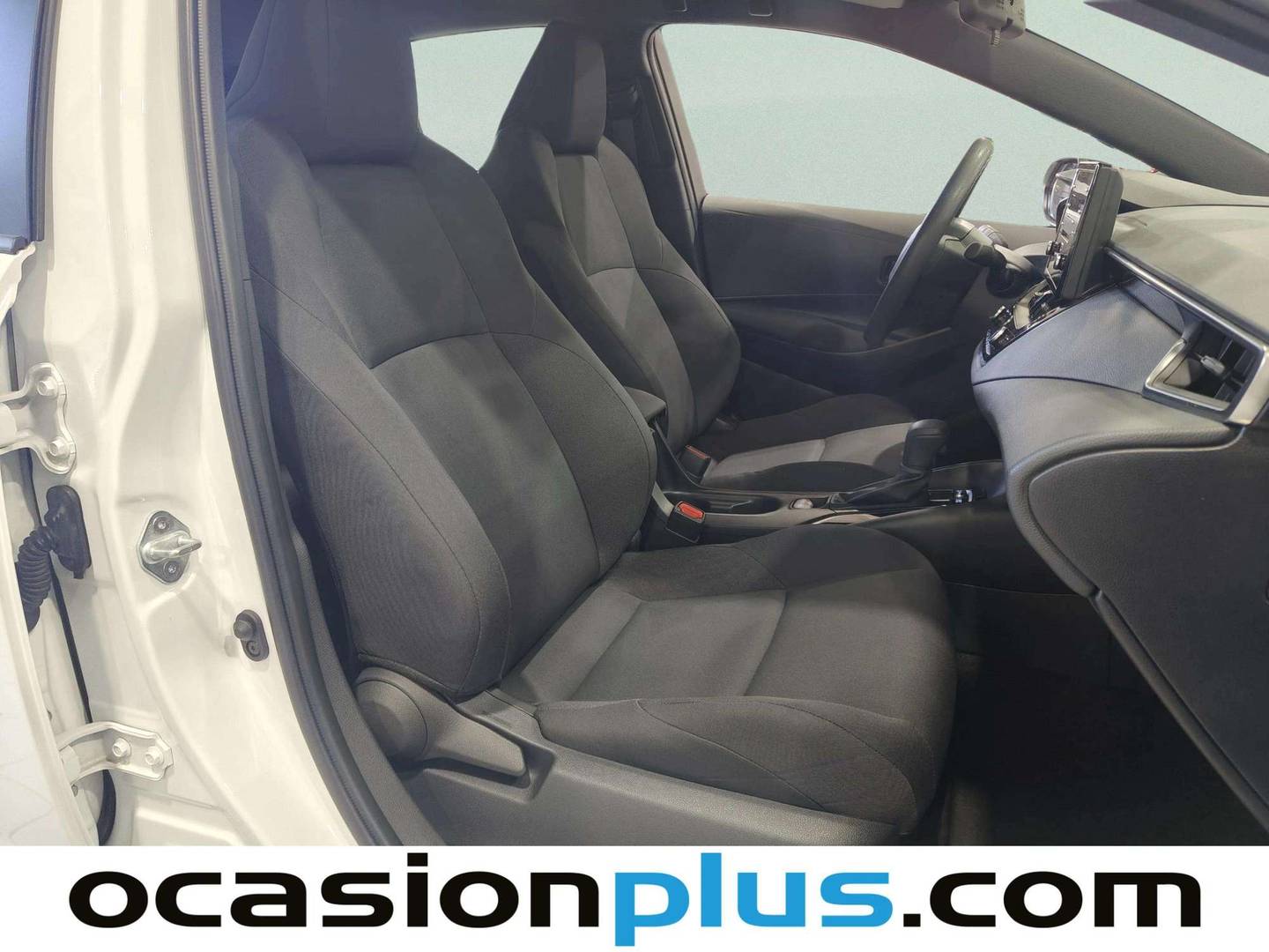 Toyota Corolla Toyota Corolla 1.8 125H Business Plus E-CVT (122 CV) automático