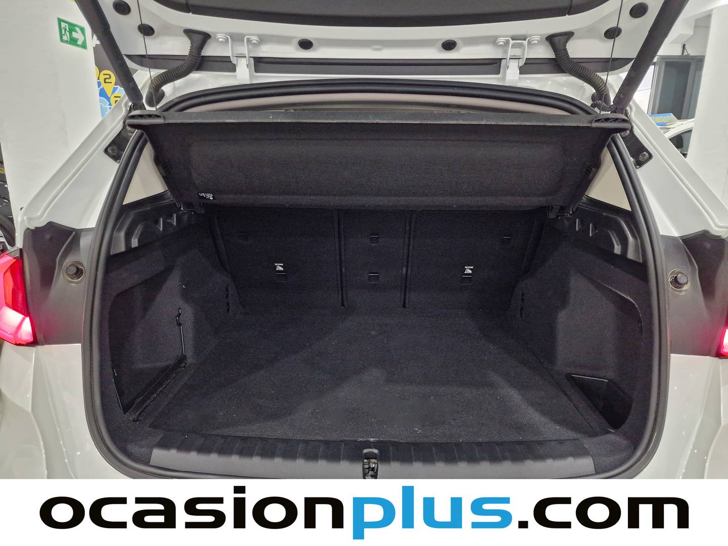 Fotos maletero BMW X1 BMW X1 xDrive20d (163 CV)