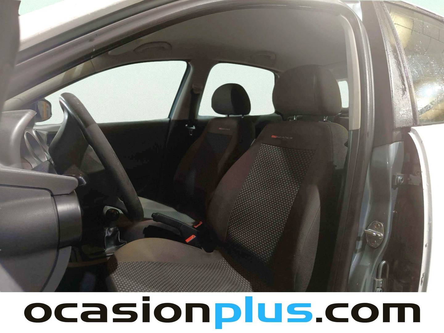 Foto Seat Córdoba SEAT Córdoba 1.4 16v Reference  (75 CV)