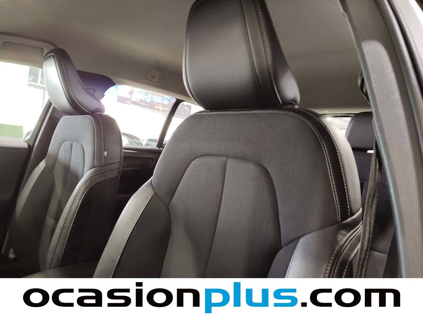 Foto Volvo XC40 Volvo XC40 D3 Momentum Pro Auto (150 CV)