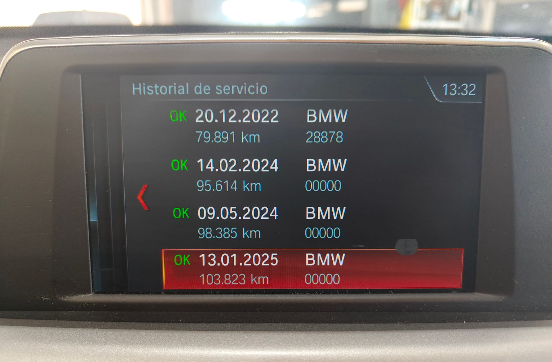 BMW X1 sDrive18d - foto 19
