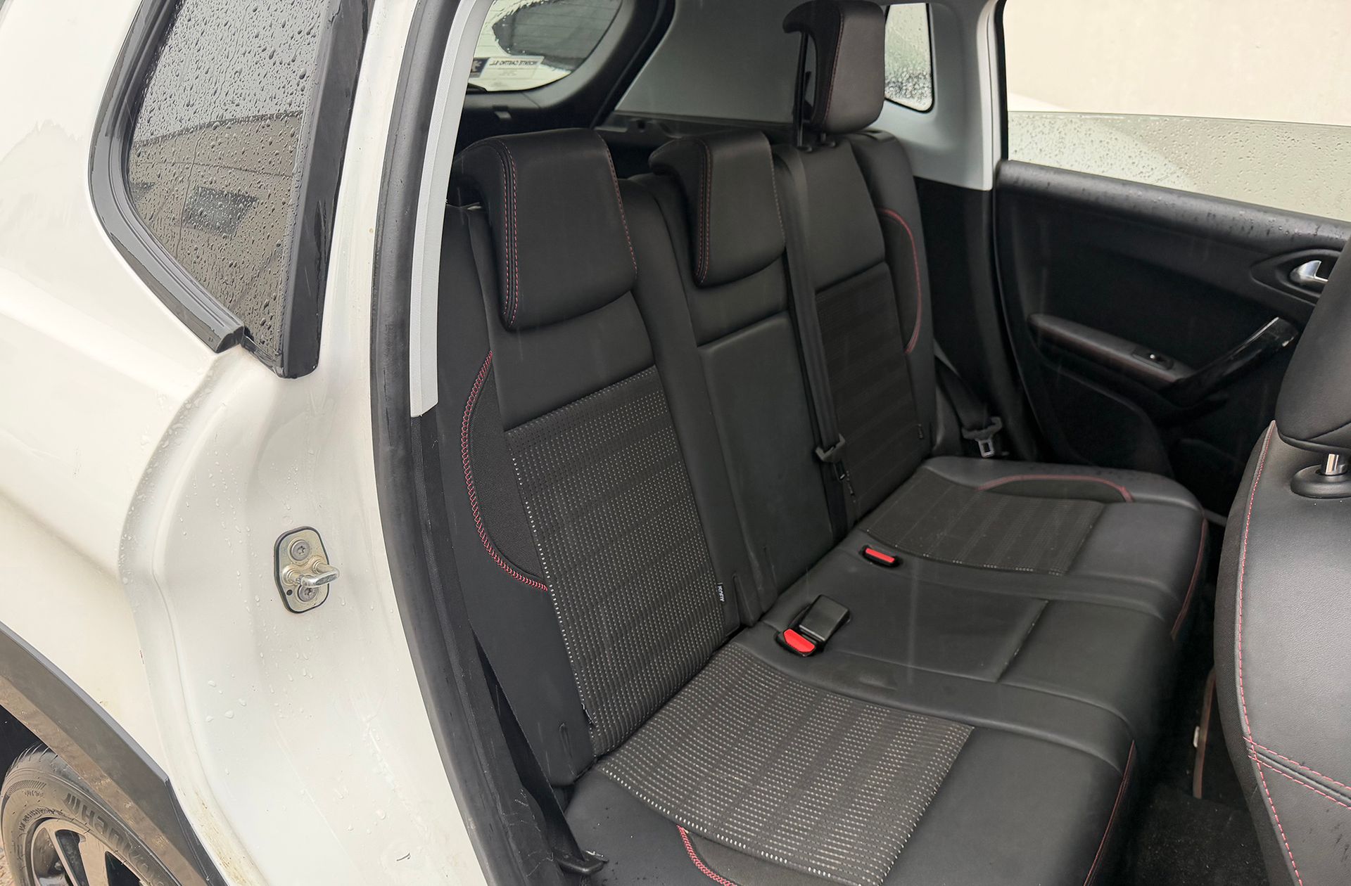 Peugeot 2008 PureTech 110 GT Line EAT6 - foto 15