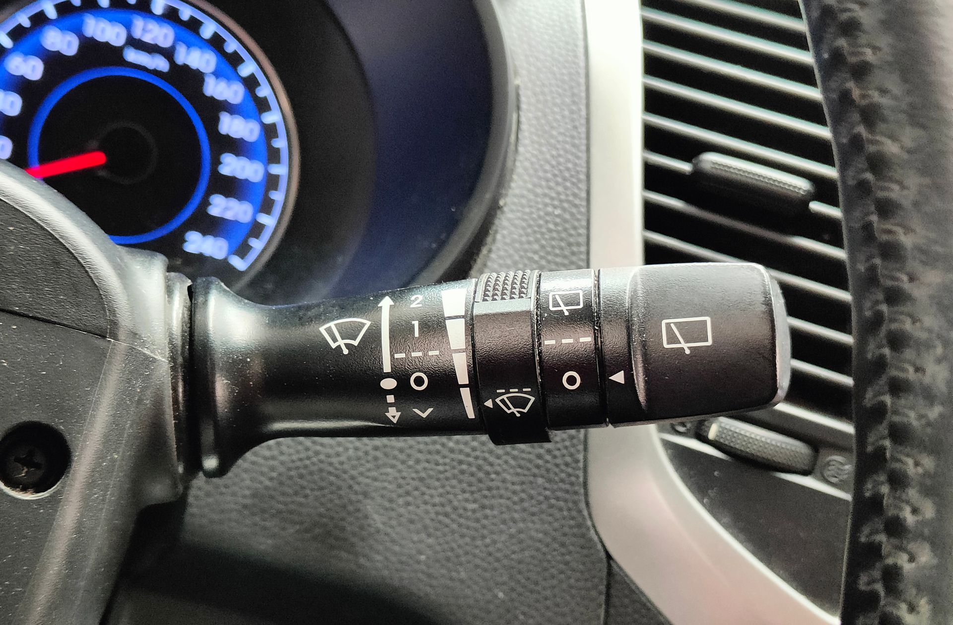 Hyundai ix20 1.4 MPI Klass - foto 25