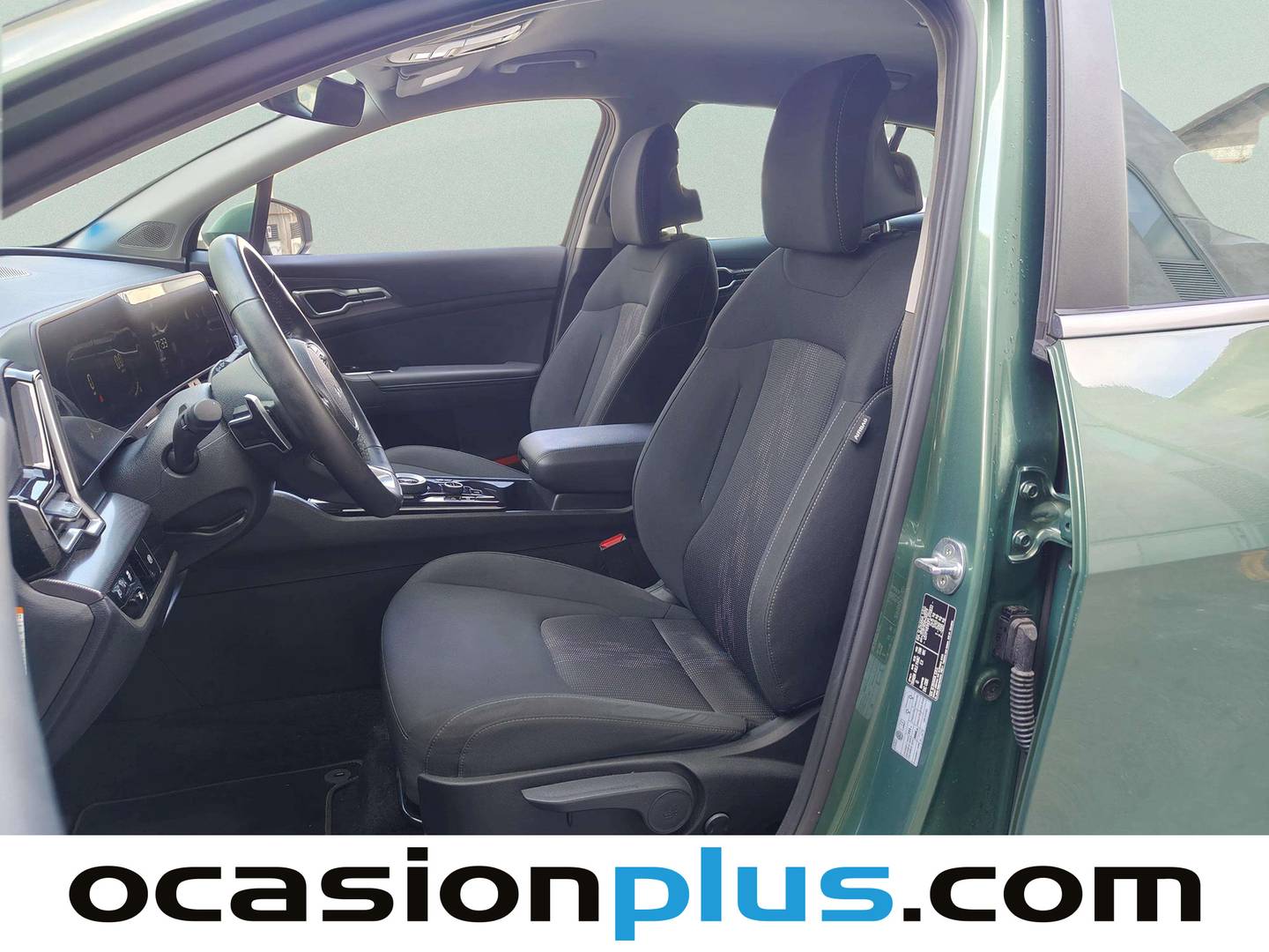 Foto asientos delanteros KIA Sportage KIA Sportage 1.6 T-GDi PHEV Drive 4x4 (265 CV)