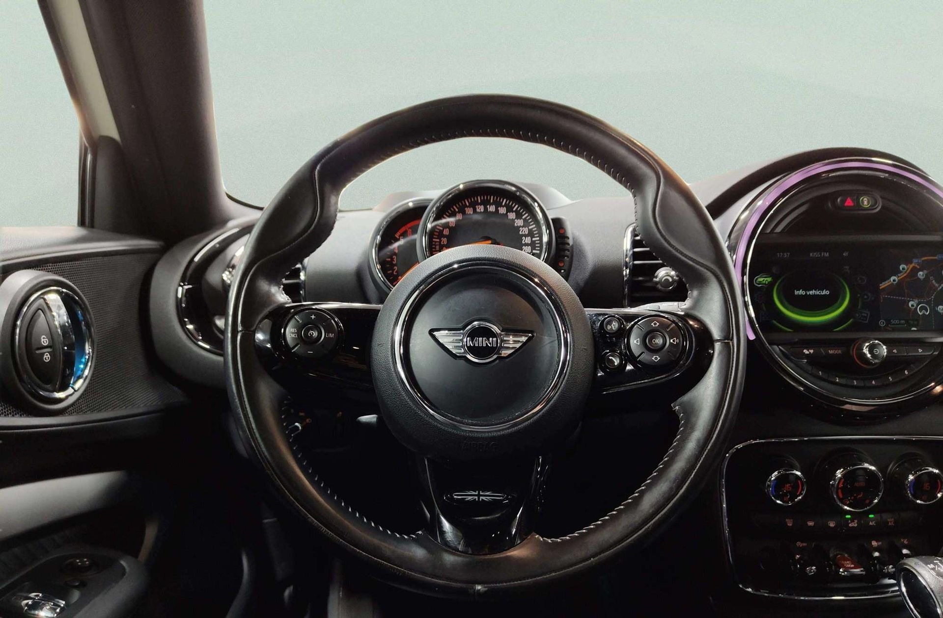 MINI Clubman Cooper D - foto 25