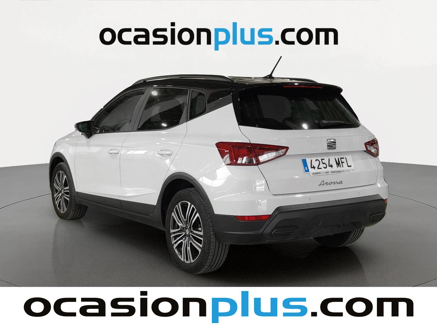 Foto trasera Seat Arona Seat Arona 1.0 TSI Style XL Edition (110 CV) izquierda