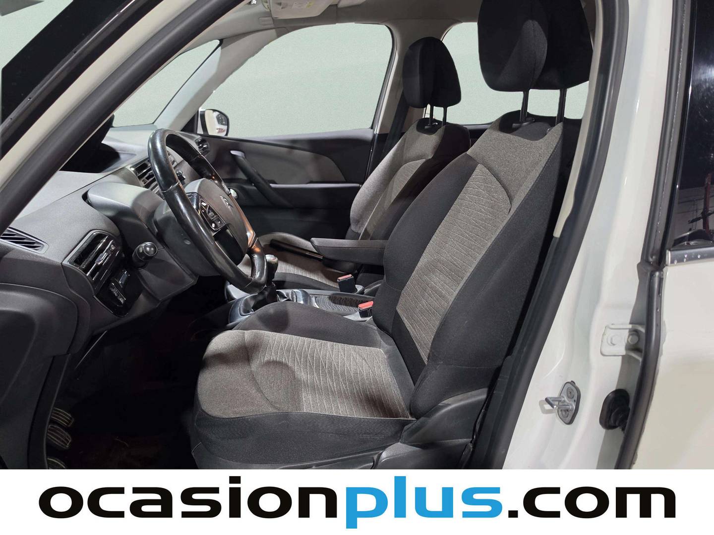 Foto asientos delanteros Citroën C4 Picasso Citroën C4 Picasso BlueHDi 120 Live Edition (120 CV)
