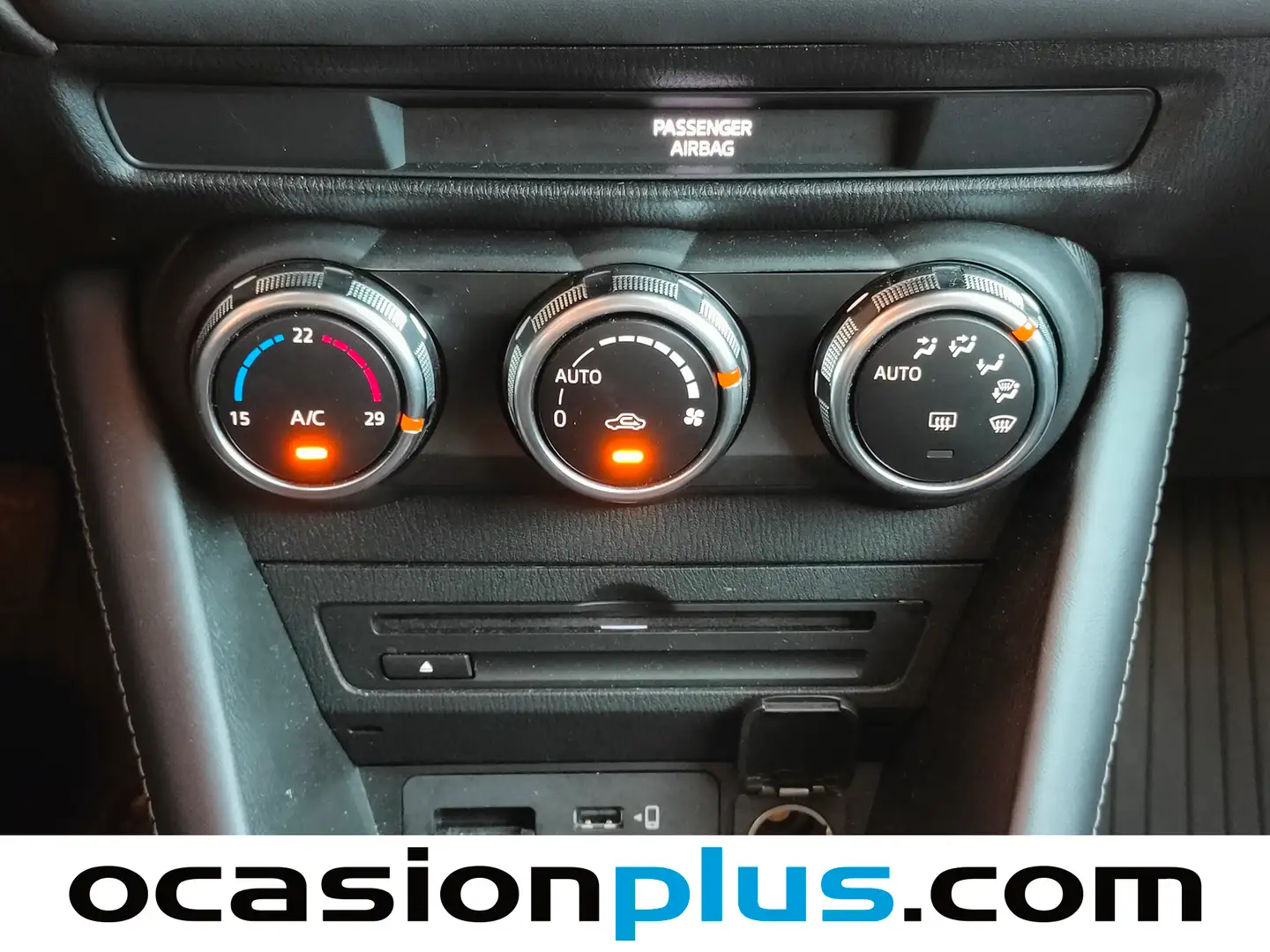 Foto Mazda CX-3 Mazda CX-3 2.0 G Zenith 2WD (121 CV)