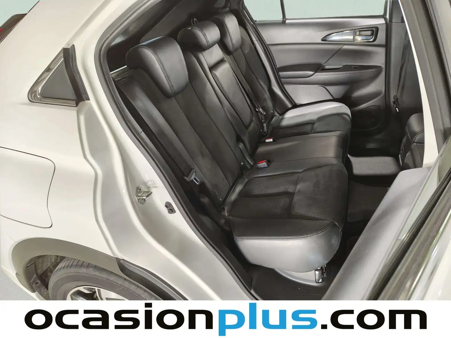 Foto Mitsubishi Eclipse Cross Mitsubishi Eclipse Cross 2.4 PHEV Kaiteki 4WD Auto (188 CV)