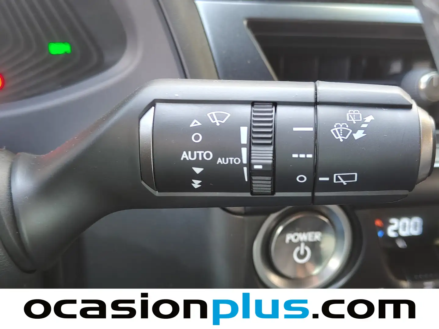 Foto Lexus UX Lexus UX 250h Business 2WD (184 CV)