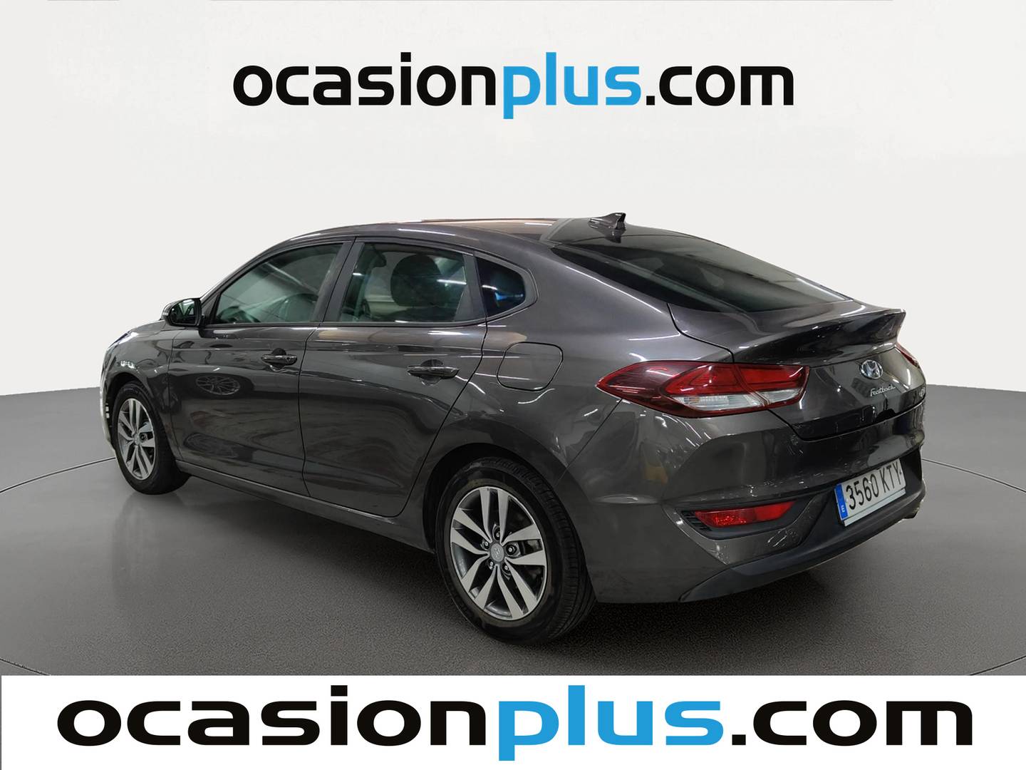 Foto trasera Hyundai i30 Hyundai i30 1.0 TGDI Link Fastback (120 CV) derecha