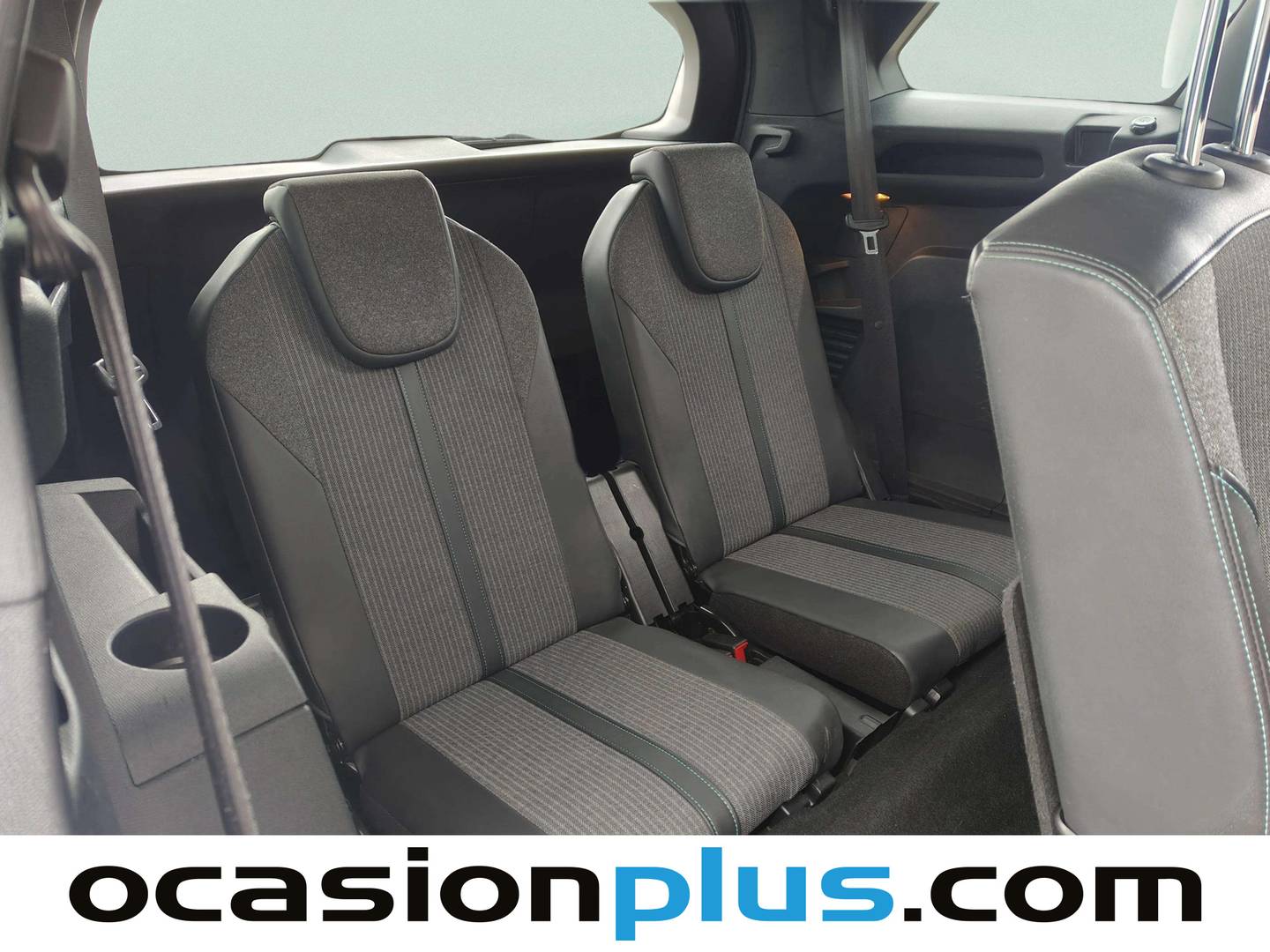 Foto Peugeot 5008 Peugeot 5008 BlueHDi 130 S&S Allure EAT8 (130 CV) 7 Plazas siete plazas