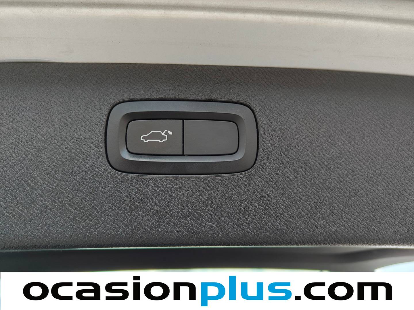 Extras del Volvo XC90 Volvo XC90 D4 Momentum Auto (190 CV)