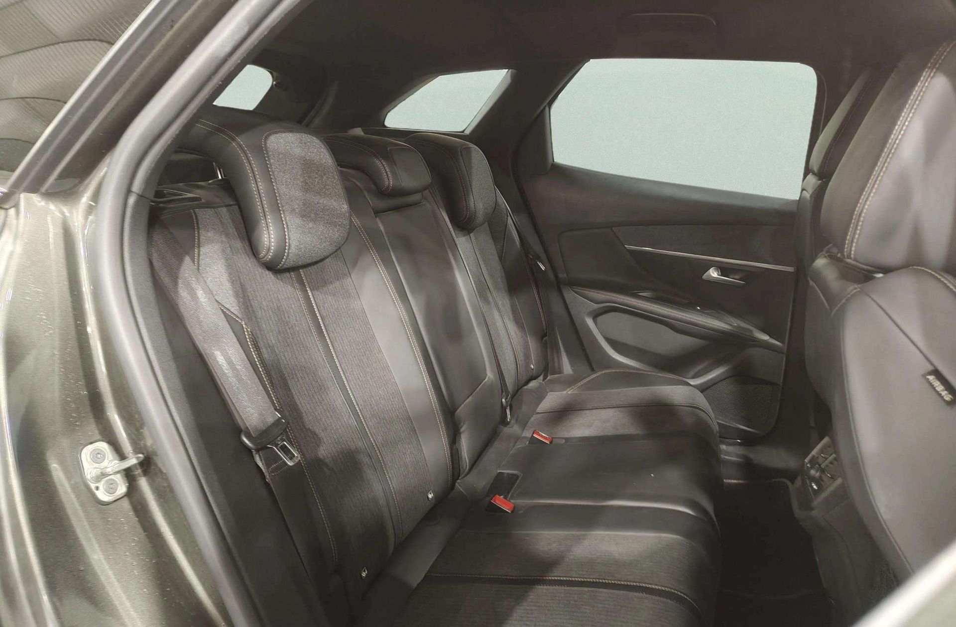Peugeot 3008 BlueHDi 130 GT Line - foto 20