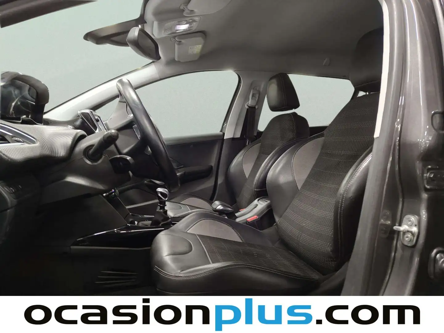 Foto Peugeot 2008 Peugeot 2008 PureTech 130 S&S Allure (130 CV)