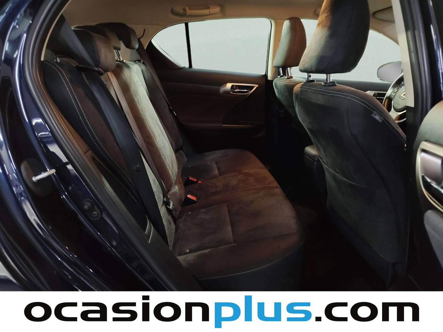 Lexus CT Lexus CT 200h Business (136 CV) al mejor precio