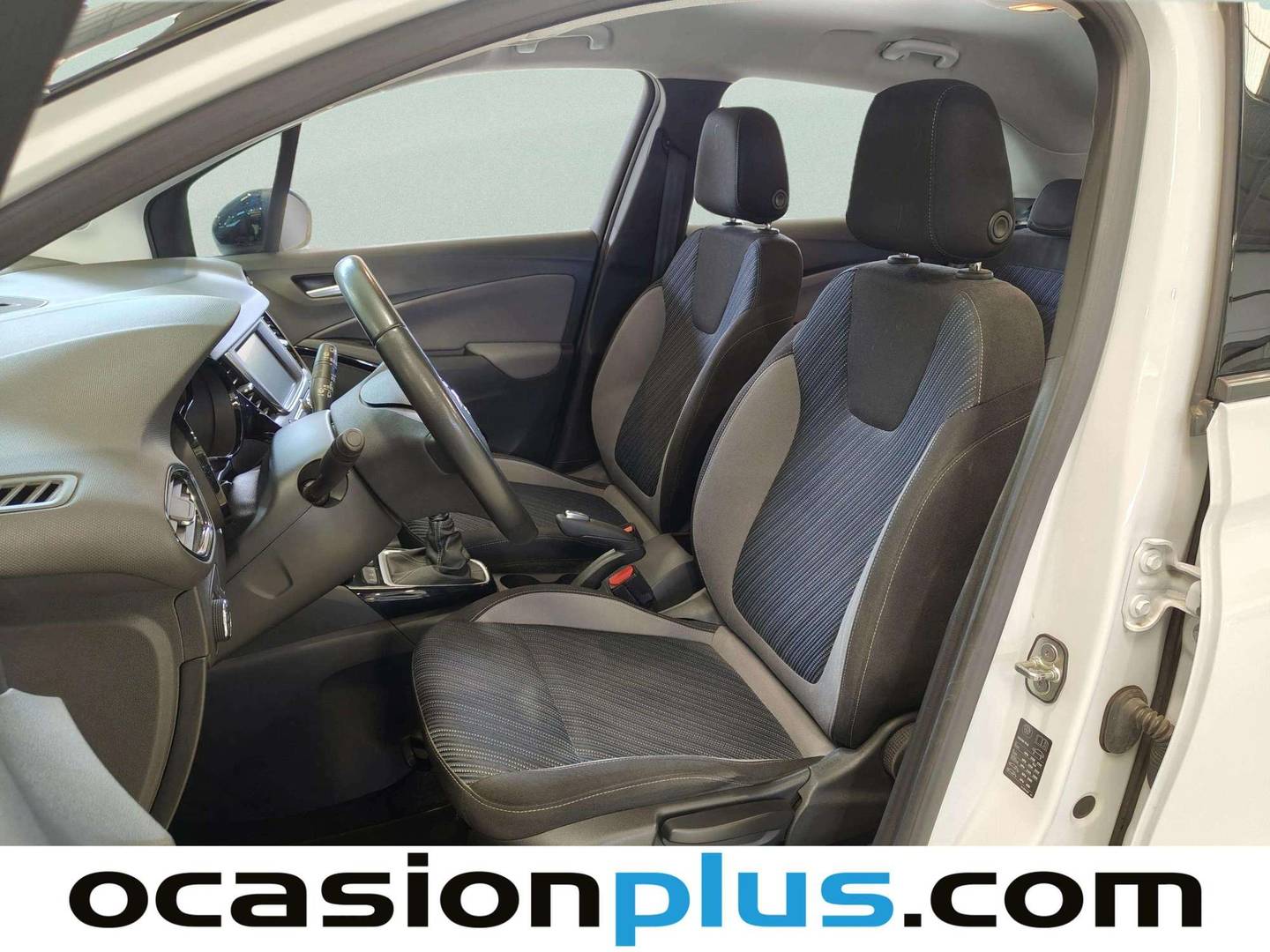 Foto asientos delanteros Opel Crossland X Opel Crossland X 1.2 S&S Design Line 120 Aniversario (110 CV)