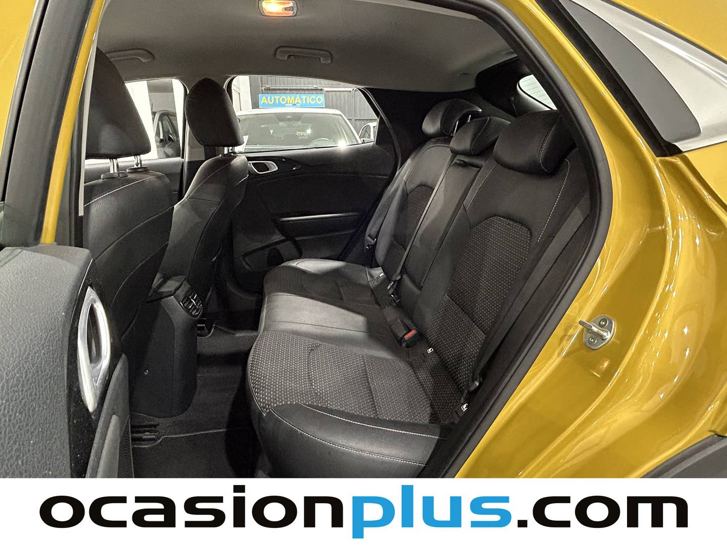 Foto asientos traseros KIA XCeed KIA XCeed 1.5 MHEV iMT Tech (160 CV)