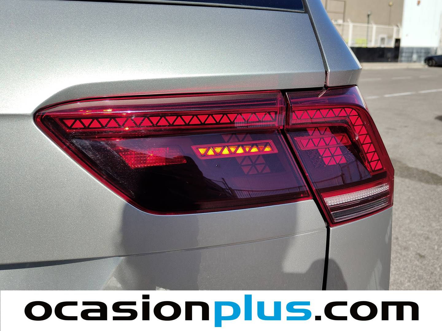 Volkswagen Tiguan Volkswagen Tiguan Sport 2.0 TDI (150 CV) DSG Pack R Line al mejor precio