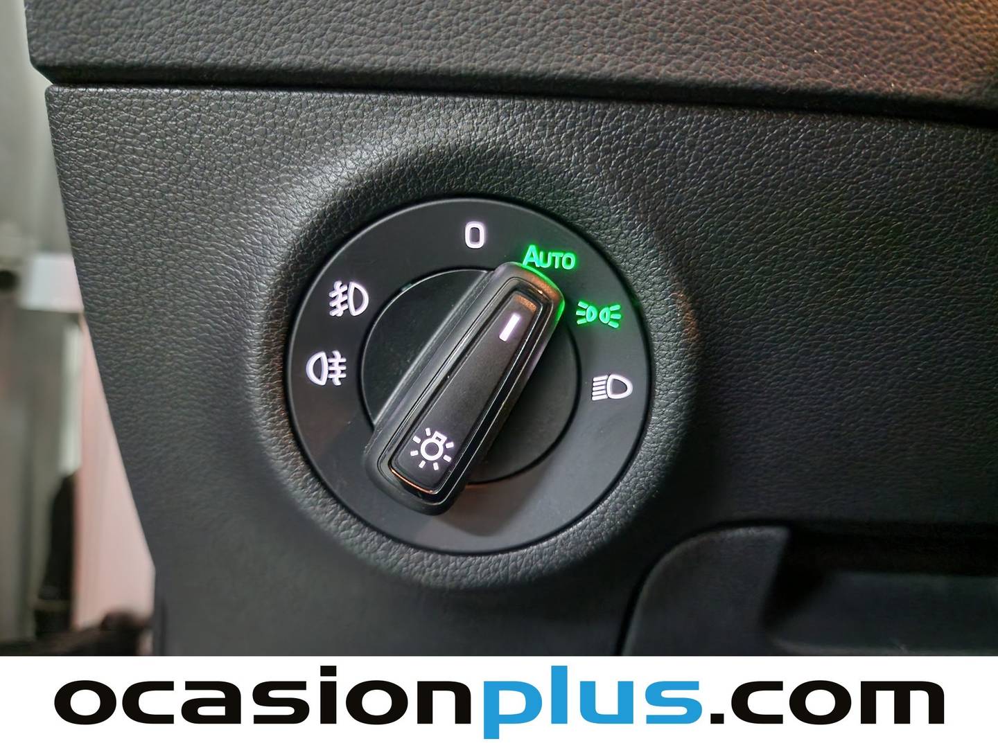 Foto Skoda Karoq Skoda Karoq 2.0 TDI Selection  (115 CV)