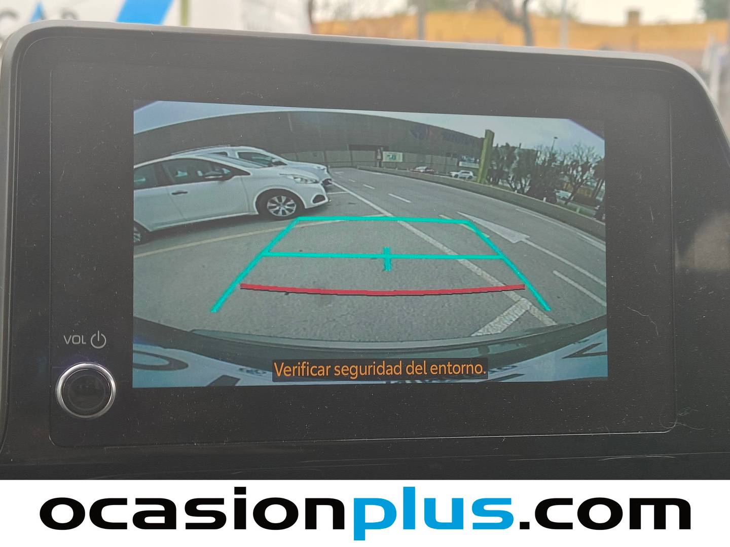 Equipamiento del Toyota C-HR Toyota C-HR 1.8 125H Advance (122 CV)