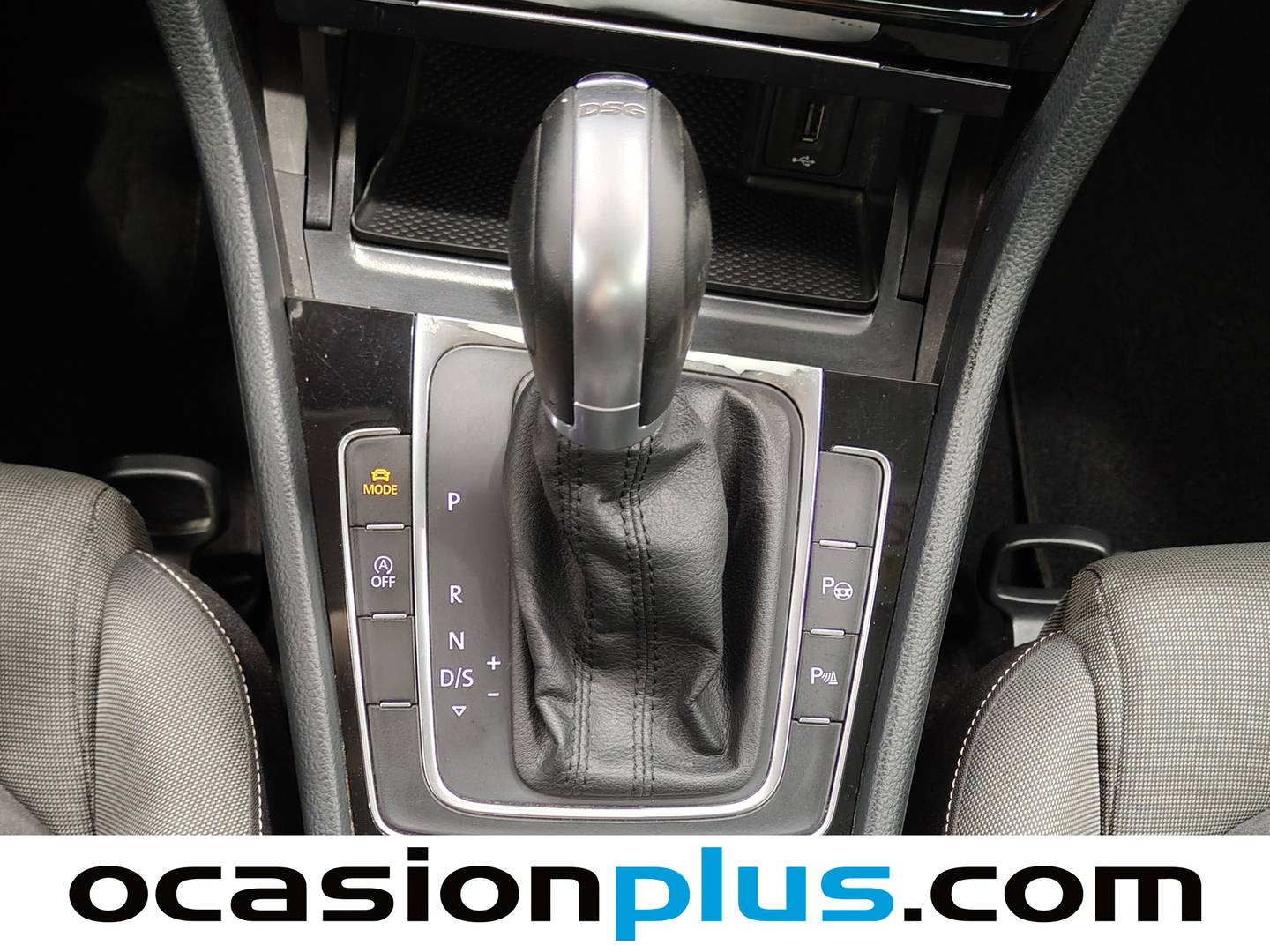 Volkswagen Golf Volkswagen Golf Sport 1.6 TDI BMT (110 CV) DSG Pack R-Line de segunda mano