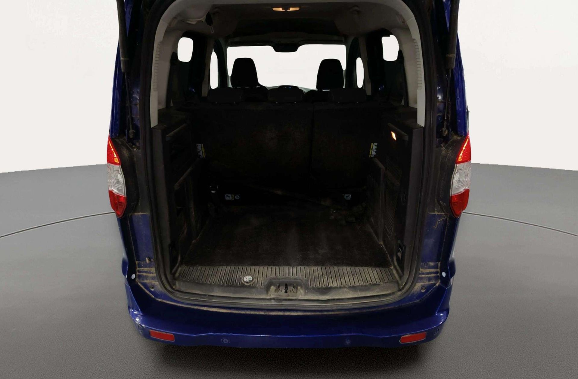 Ford Tourneo Courier 1.0 EcoBoost Trend - foto 13