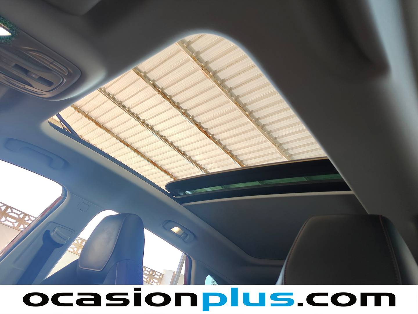 Extras y acabados del MG eHS MG eHS 1.5 T-GDI PHEV Luxury (258 CV)