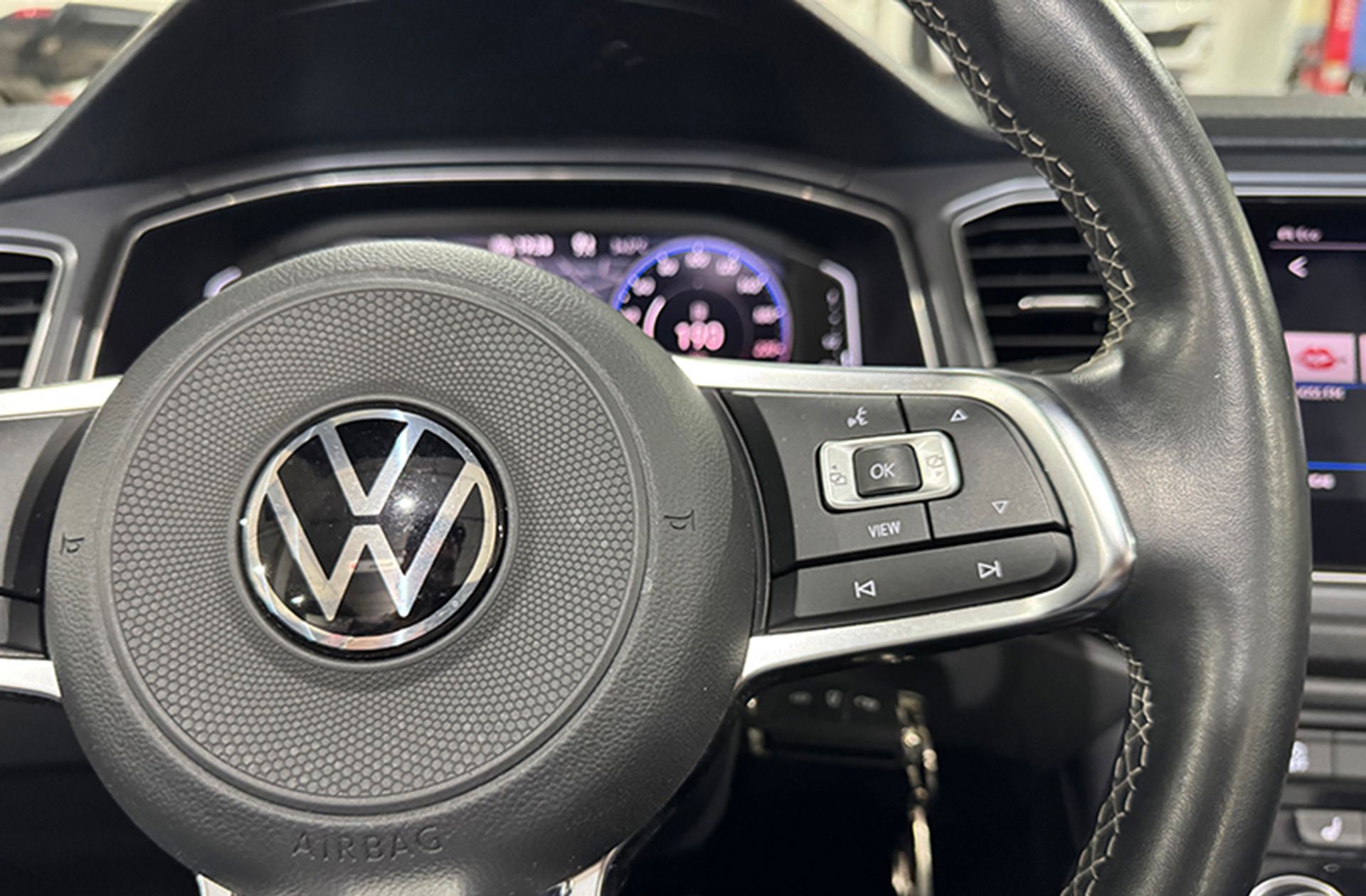 Volkswagen T-Roc Cabrio R-Line 1.5 TSI - foto 28