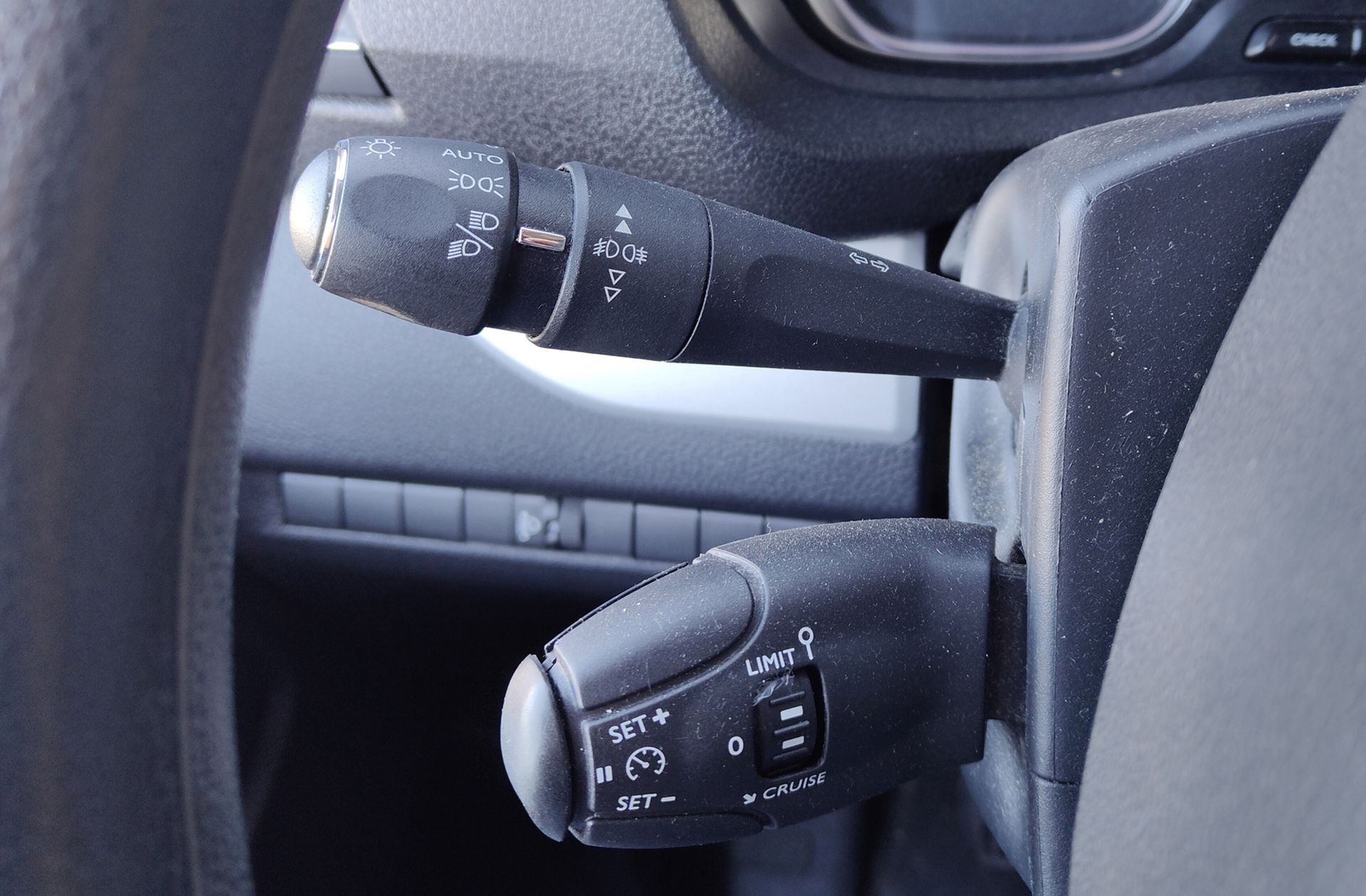 Peugeot Traveller Business 1.5 BlueHDi (120) Long 9 plazas - foto 23