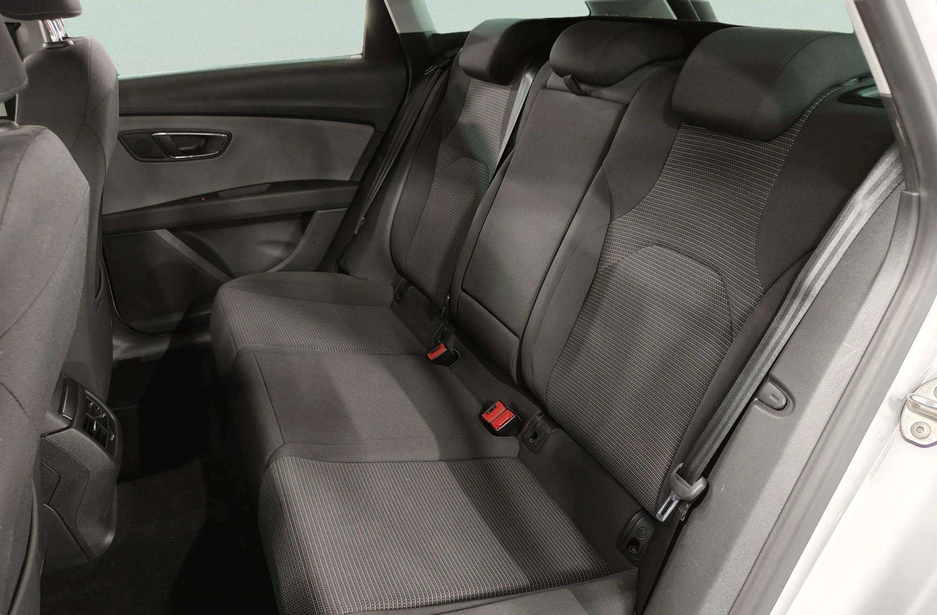 SEAT León ST 1.6 TDI Style Advanced Nav - foto 12