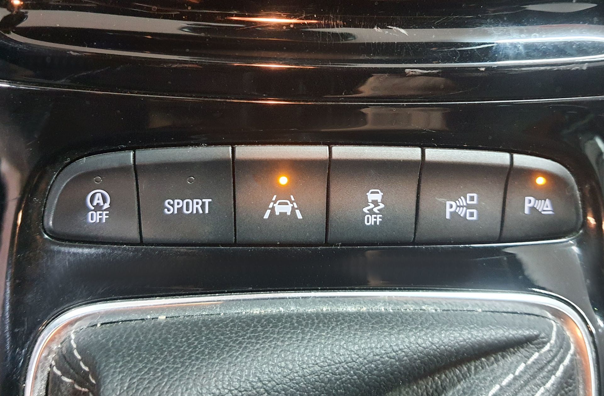 Opel Astra Sports Tourer 1.4 Turbo Dynamic - foto 17