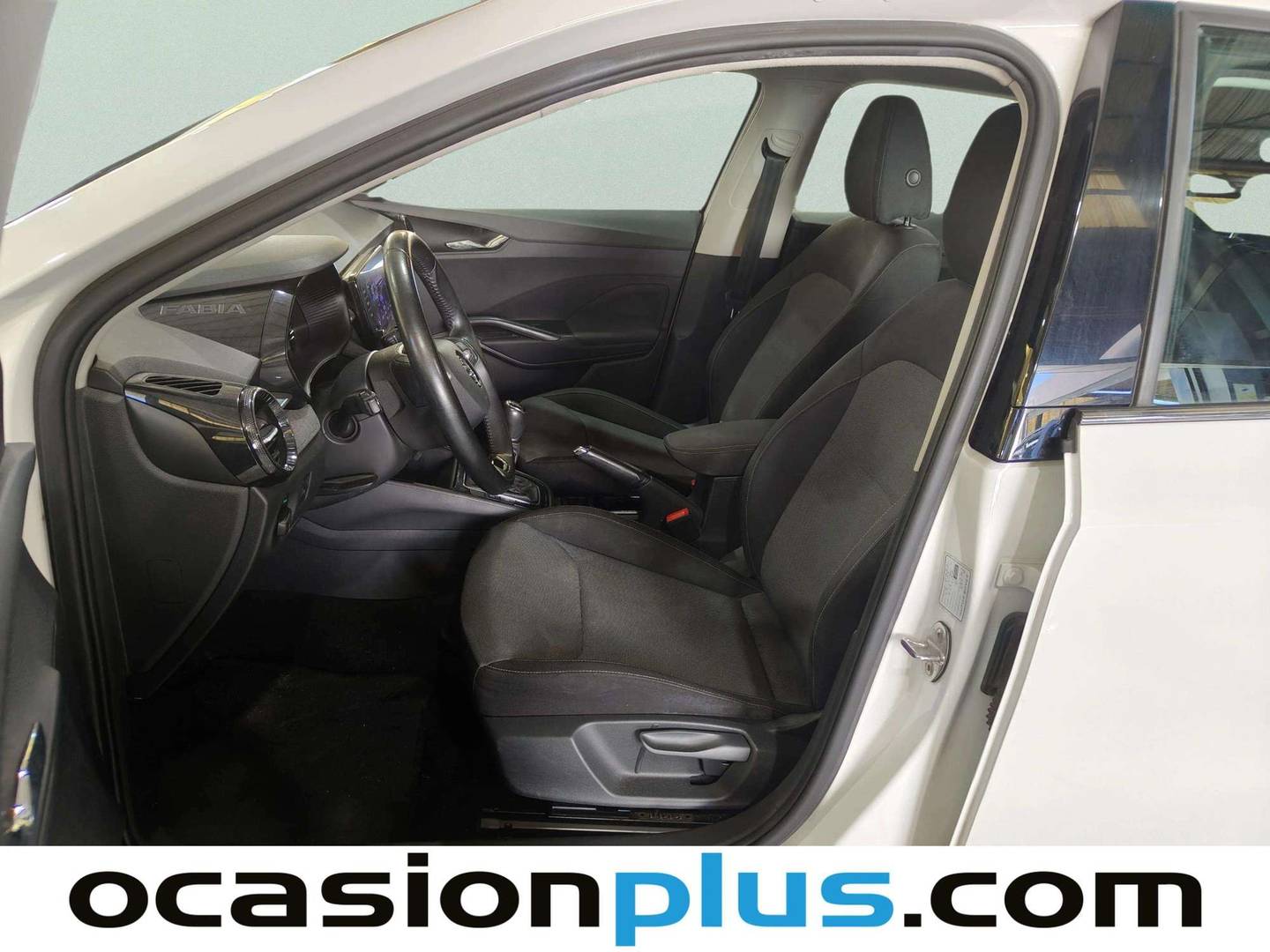 Foto asientos delanteros Skoda Fabia Skoda Fabia 1.0 TSI Ambition (95 CV)