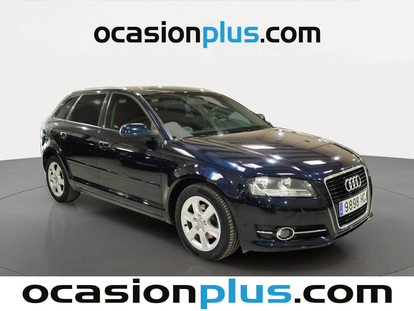 Foto delantera Audi A3 Audi A3 Sportback Attraction 1.6 TDI (105 CV) derecha