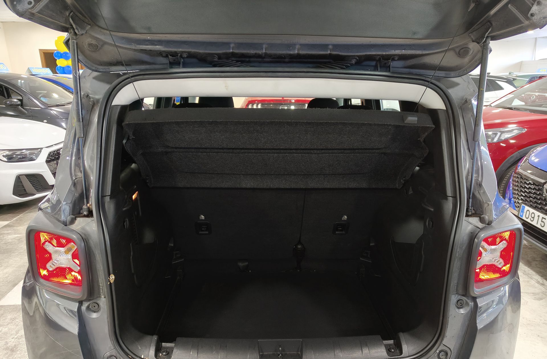 Jeep Renegade eHybrid 1.5 Limited ATX - foto 13