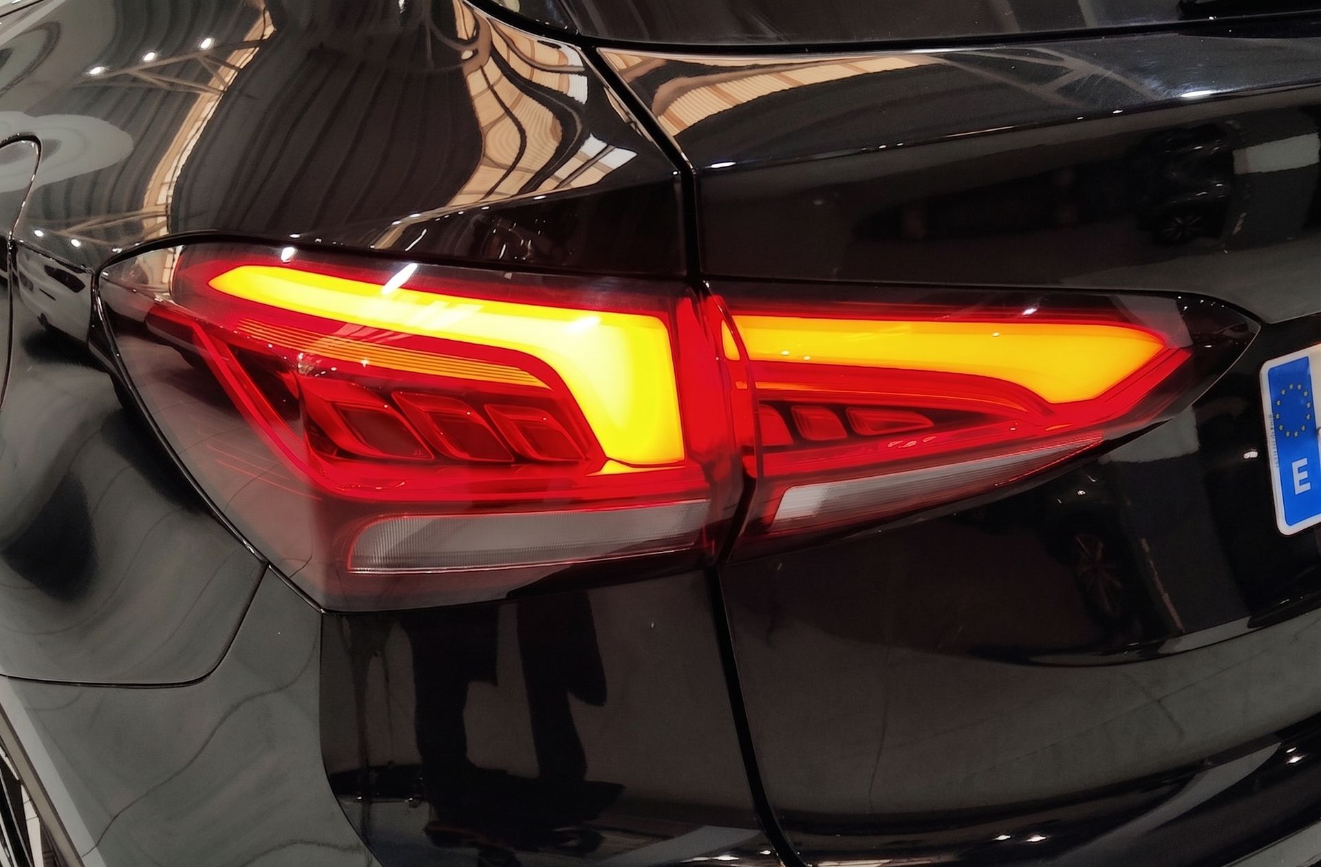 MG ZS 1.5 Hybrid+ Luxury - foto 19