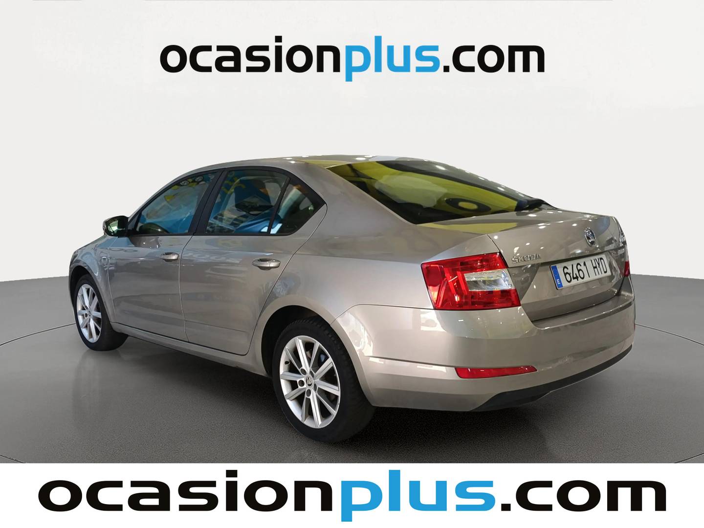 Foto trasera Skoda Octavia Skoda Octavia 1.6 TDI CR Ambition (105 CV) izquierda