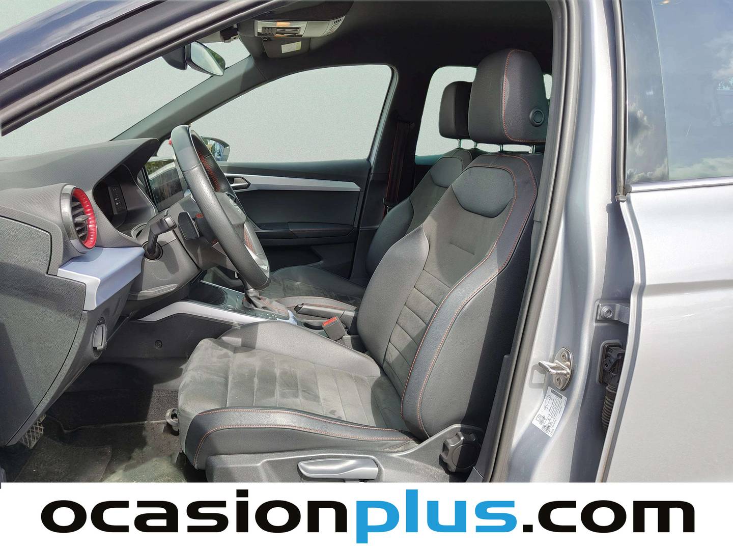 Foto asientos delanteros Seat Arona Seat Arona 1.5 TSI S&S FR XL DSG (150 CV)