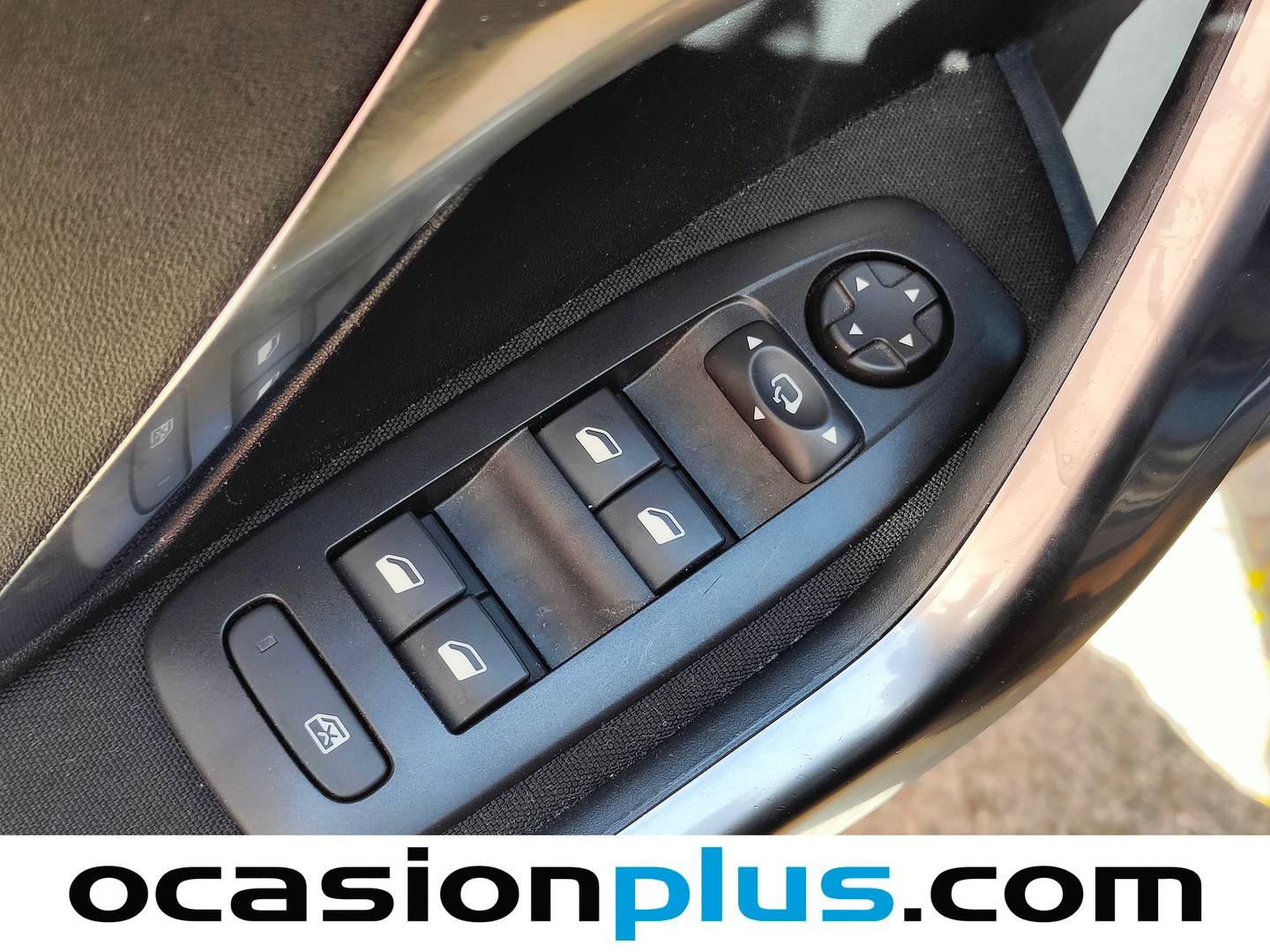 Peugeot 2008 Peugeot 2008 PureTech 110 Allure EAT6 (110 CV) automático