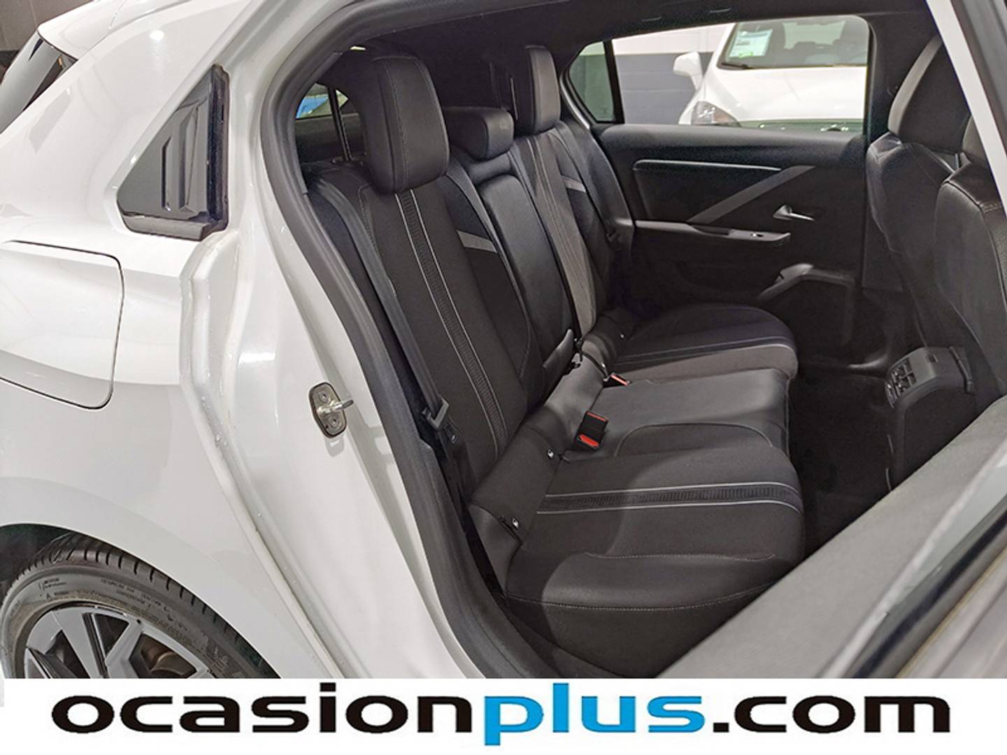 Foto Opel Astra Opel Astra 1.2 Turbo XHT GS (130 CV)