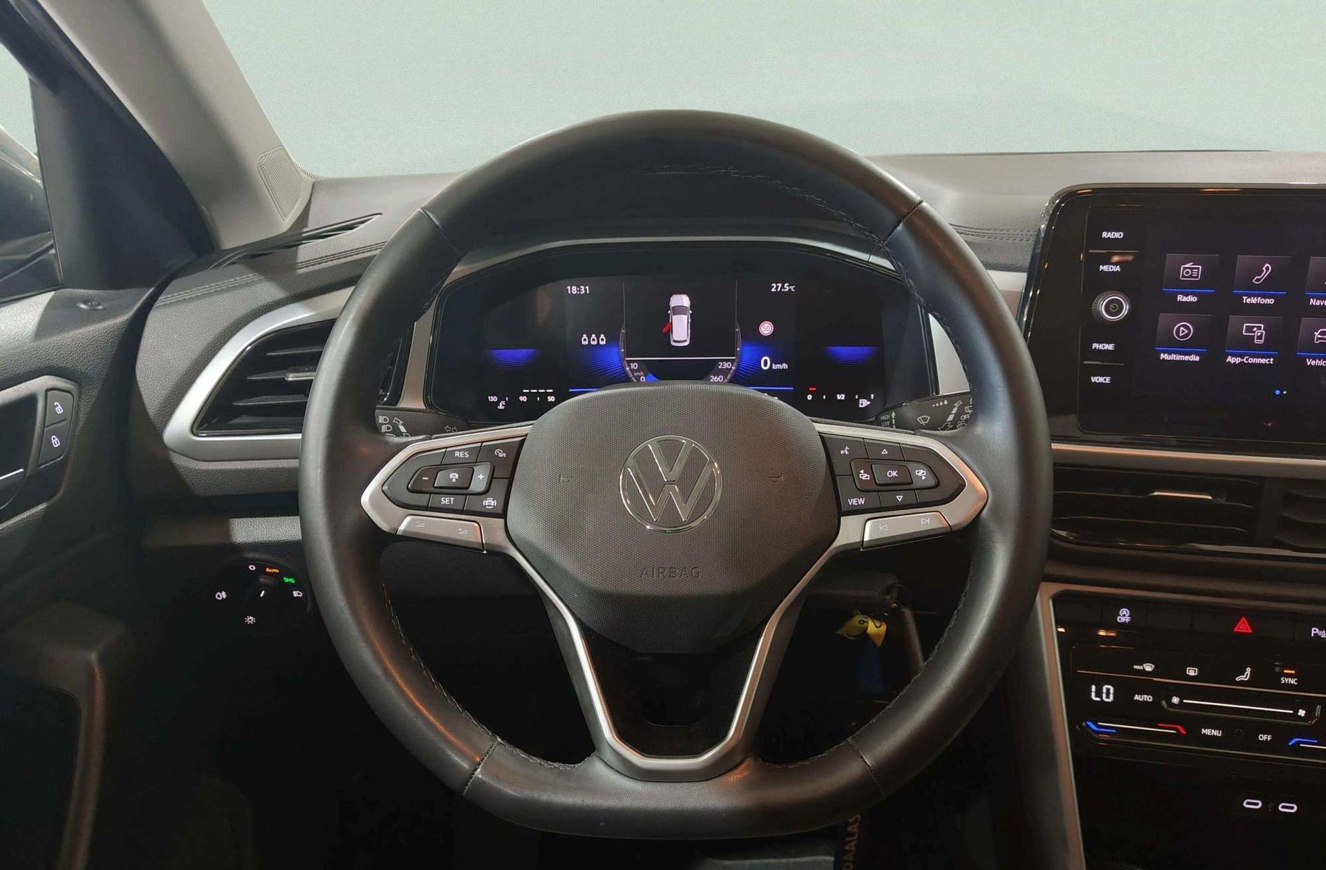 Volkswagen T-Roc Life 1.0 TSI - foto 24