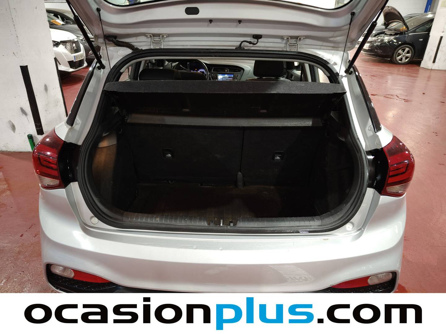 Fotos maletero Hyundai i20 Hyundai i20 1.2 MPI Essence LE (75 CV)