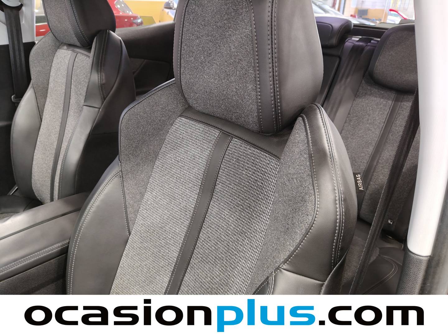 Acabados Peugeot 3008 Peugeot 3008 PureTech 130 S&S Allure (130 CV)
