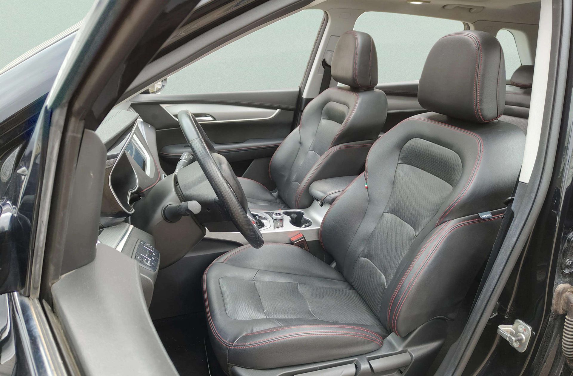 SWM G01 1.5T Luxury - foto 15